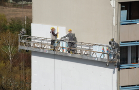 H-8900 Zalaegerszeg Berzsenyi u. 28-30. nyugati végfal.